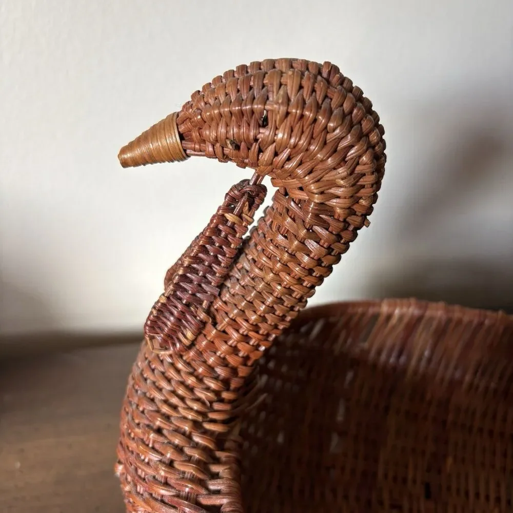 Vtg Turkey Woven Rattan Basket Home Fall Decor Holiday Centerpiece Thanksgiving